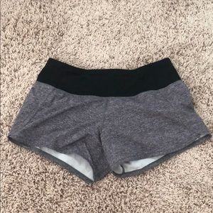 lululemon speed up shorts, size - 4